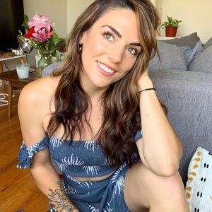 Meet your Posher, Valerie